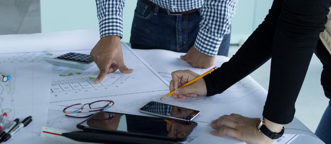 Corona Cremean realiza una revisión detallada al igual que una supervisión técnica de las obras.
