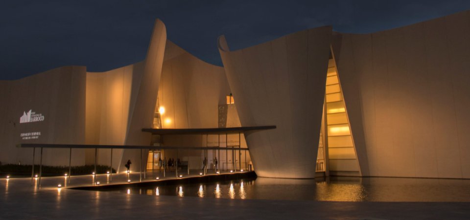 Desarrollo de proyectos arquitectónicos culturales como museos por Corona Cremean Arquitectos